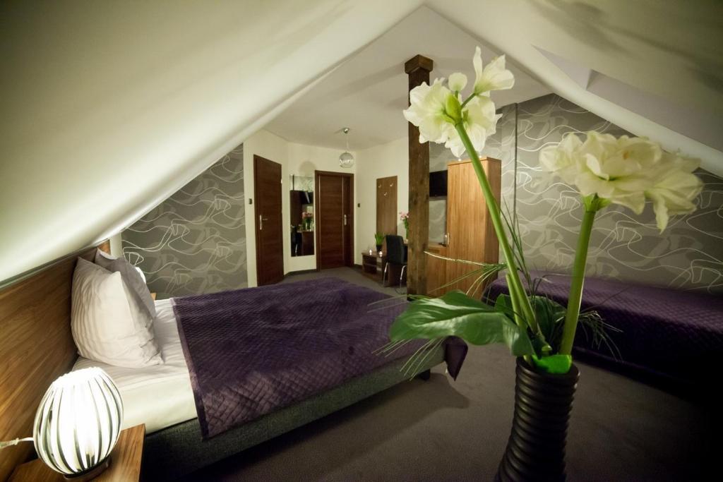 Gosciniec Nad Goplem Hotel Grodztwo Bilik gambar