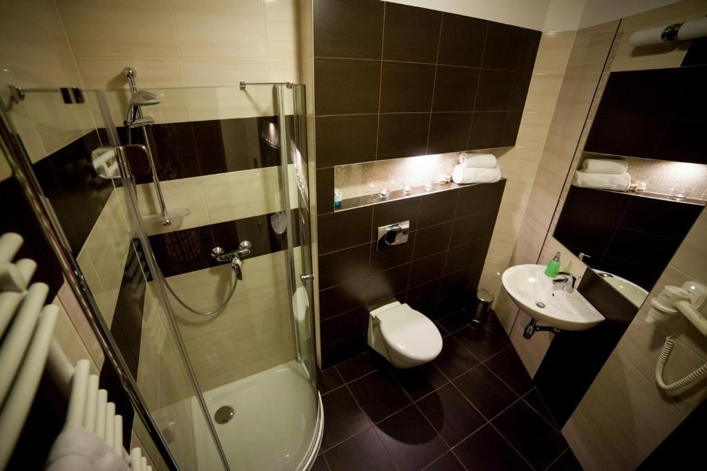 Gosciniec Nad Goplem Hotel Grodztwo Bilik gambar